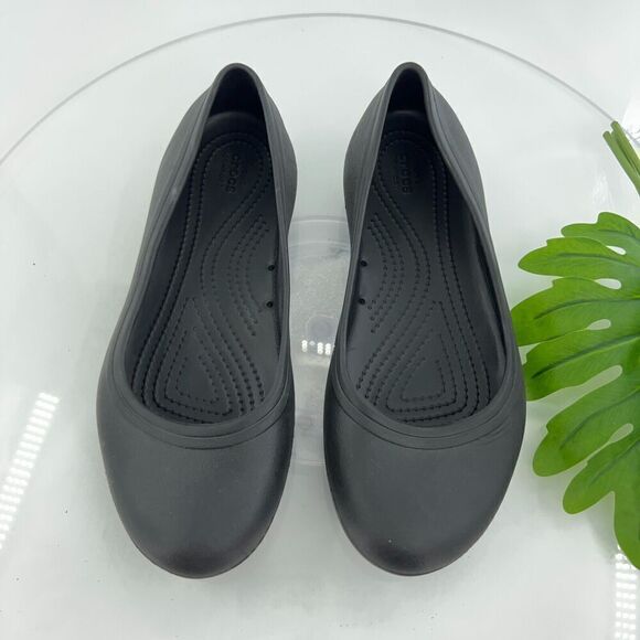CROCS Women's At Work Flat Size 8 Black Slip On Shoe Barista Server Front Desk - Picture 1 of 11